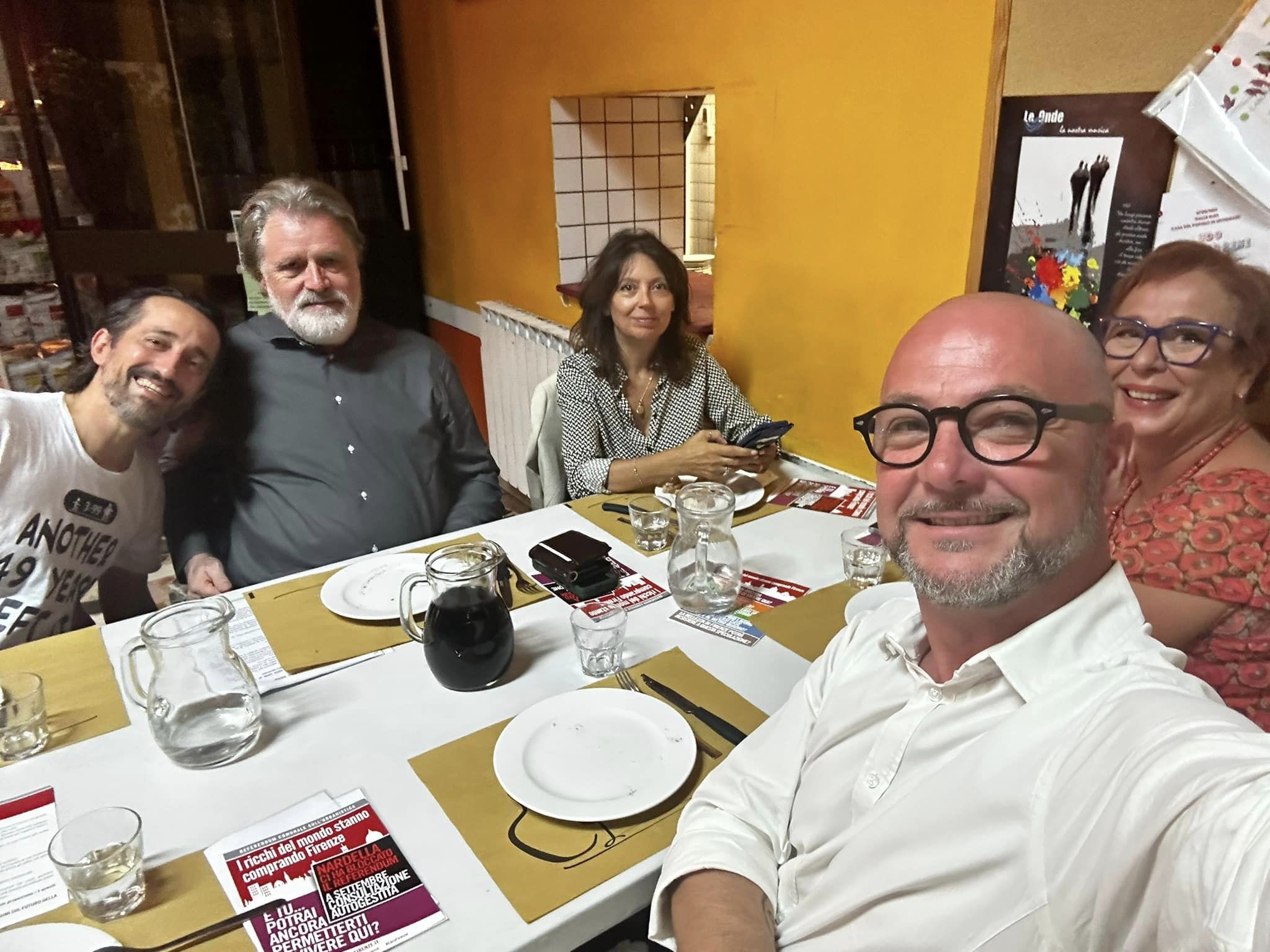 A cena con il Movimento 5 Stelle e il Comitato REFERENDUM SALVIAMO FIRENZE